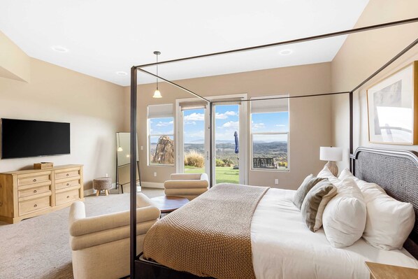 Villa (6 Bedrooms) | Interior