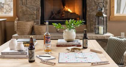Highline by Avantstay Breathtaking Mountain Home w/ Hot Tub & Views