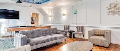 Villa (6 Bedrooms) | Interior