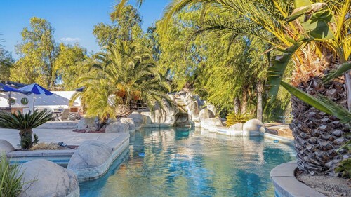 Expansive Wine Country Estate Pool + Hot Tub Sleeps 20 Quiet Retreat