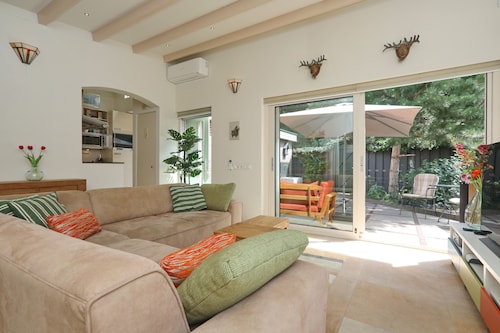 Sunnybeachhouse aan het Bos, Tussen zee en Meer