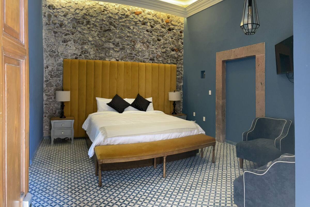 Premium bedding, down duvets, iron/ironing board (on request), free WiFi