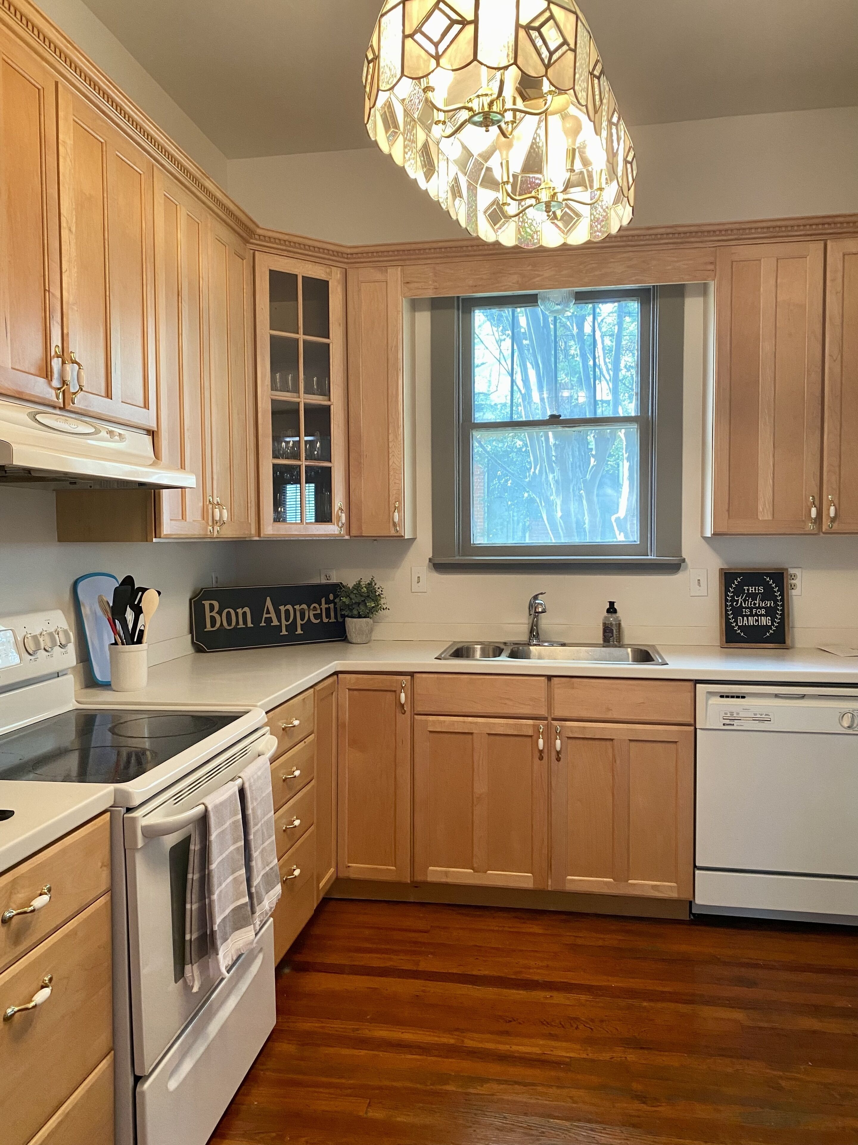 Serendipity Haus~5 minute walk to Comal Tube Shoot