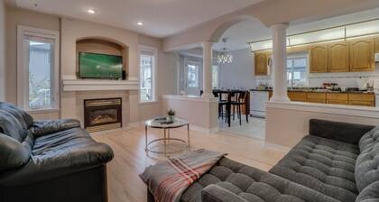 Big family home w/ Deck, Ping Pong, BBQ & Garage