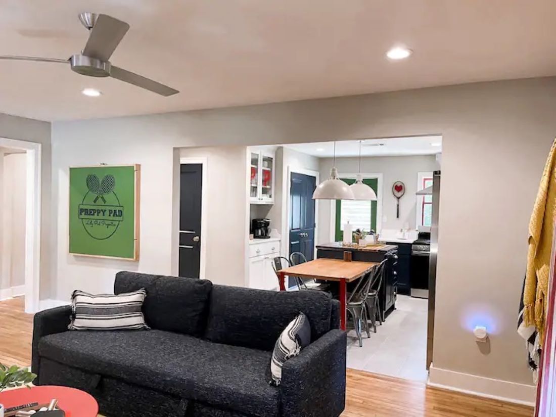 Preppy Pad of Conway