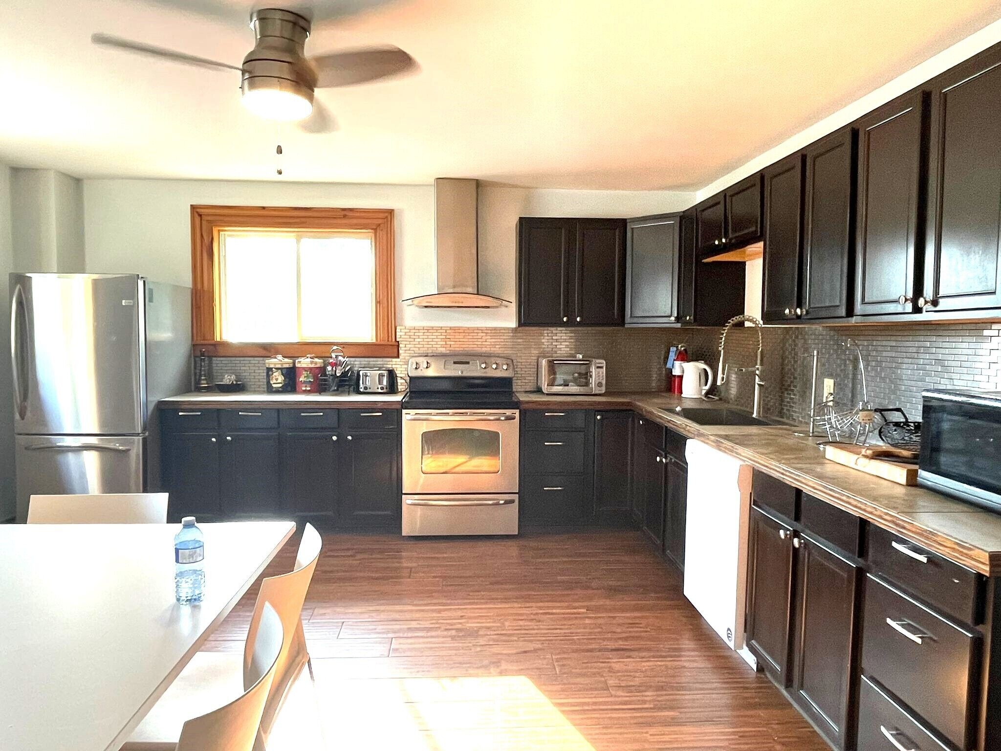 Short Term Rental-Catch n' Relax - Apt 2 in Kawartha Lakes