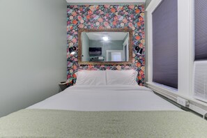 1 dormitorio, tabla de planchar con plancha, wifi gratis y ropa de cama