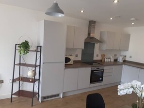 Superior-Apartment, barrierefrei, mit Bad | Eigene Küche