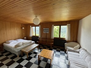 8 chambres, fer et planche Ă repasser, Wi-Fi gratuit