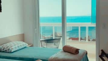 Apto Espelho das aguas Ingleses Floripa | 2 bedrooms, premium bedding, individually decorated