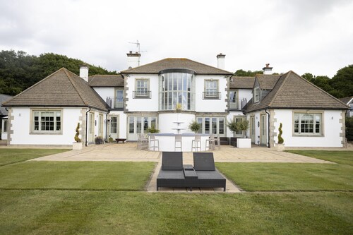 Total privacy guaranteed, gated, 50 acres, lake, tennis court, Moto x track. 