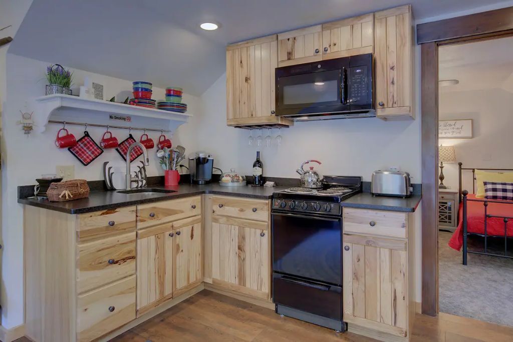 Heavenly Rogue River Retreat