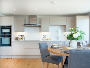 Dishwasher - 2 bedroom accommodation in Woolacombe (Woolacombe)