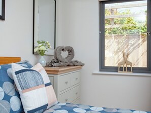 2 bedrooms, free WiFi, bed sheets - 2 bedroom accommodation in Woolacombe (Woolacombe)