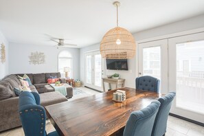 Smart TV, DVD player, books