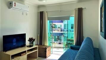 Apartamento | Área de estar | Smart TV 40 polegadas com canais digitais, TV, Netflix