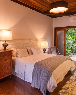 Suites Quintal | Bộ đồ giường cao cấp, chăn bông, nệm có lớp đệm bông 