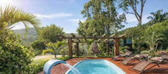 戈夫塞爾索拉莫斯泳池別墅