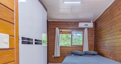 Casa com Piscina em Gov Celso Ramos - SC