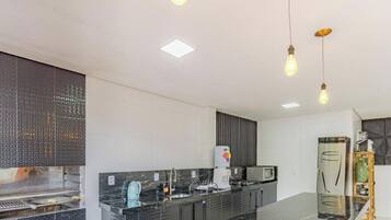 Premium House, 2 Bedrooms, Private Pool, Mountain View | Private kitchen | Fridge, microwave, blender, toaster oven