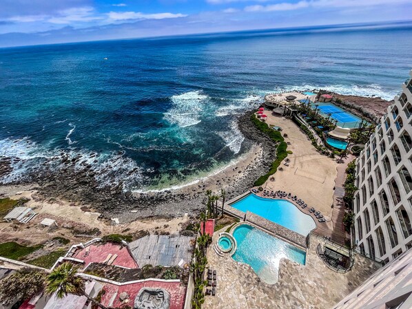 Außenpool, Infinity-Pool