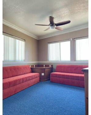 Living area - Ocean View King Suite (Rosarito)