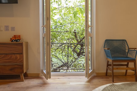 Deluxe Double Room | In-room safe, individually decorated, individually furnished