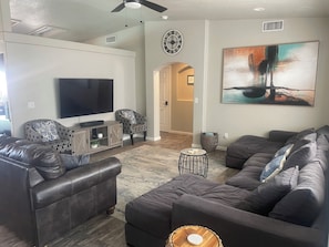 Smart TV, books, stereo