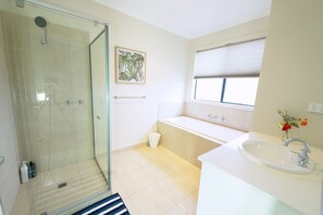 Comfort House | Bathroom