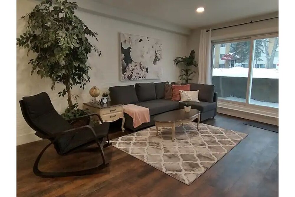 **Pet Friendly** Brewery District 1 Bdrm Hideout