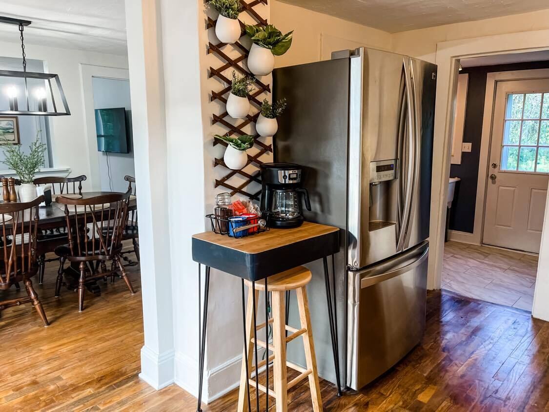 Renovated Home w/ Mountain Views, 4 mins to Luray Caverns