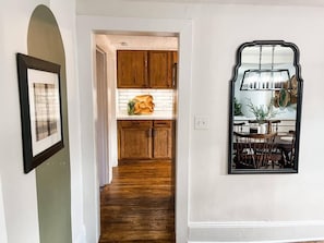 Interior - Family Friendly w/ Mountain Views, Hot Tub, Fire Pit, 4 mins to Luray Caverns (Luray)