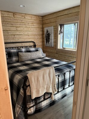 1 soverom, wi-fi (inkludert) og sengetøy