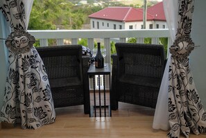Property grounds - Spacious Caribbean escape for family and friends (St. Johns)