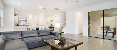 House, Multiple Beds, Pool Access | Interior