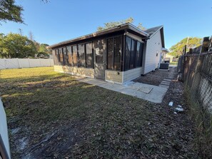 Exterior - 7.3miles to Airport + 20miles to Disney + 8.2miles to DT! (Orlando)