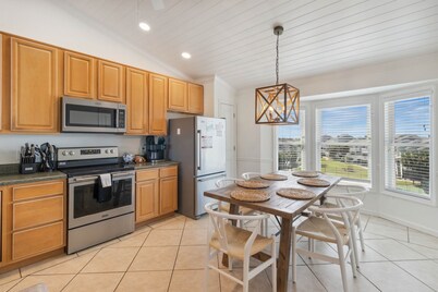 Salt Cured – Spacious 4BR Cape San Blas Retreat