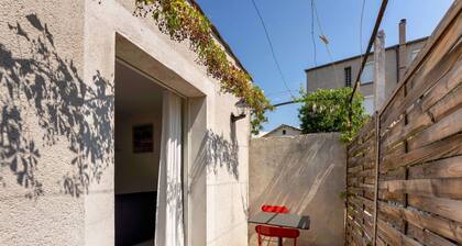 Schönes alleinstehendes Ferienhaus mit Klimaanlage, Pool, W-LAN, TV und Terrasse