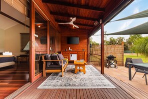 Deluxe Studio, 1 King Bed, Non Smoking | Terrace/patio - Goolwa River Retreat (Torrumbarry)