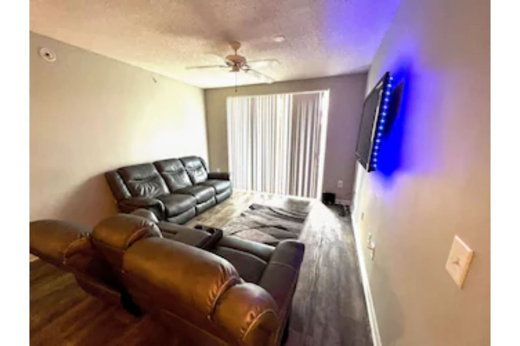 Cozy 2 Bedroom Near Hard Rock Stadium