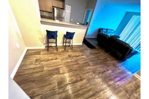 Interior - Cozy 2 Bedroom Near Hard Rock Stadium (Pembroke Pines)