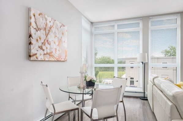 65-inch flat-screen TV with cable channels, TV - Mission 17 (Calgary)