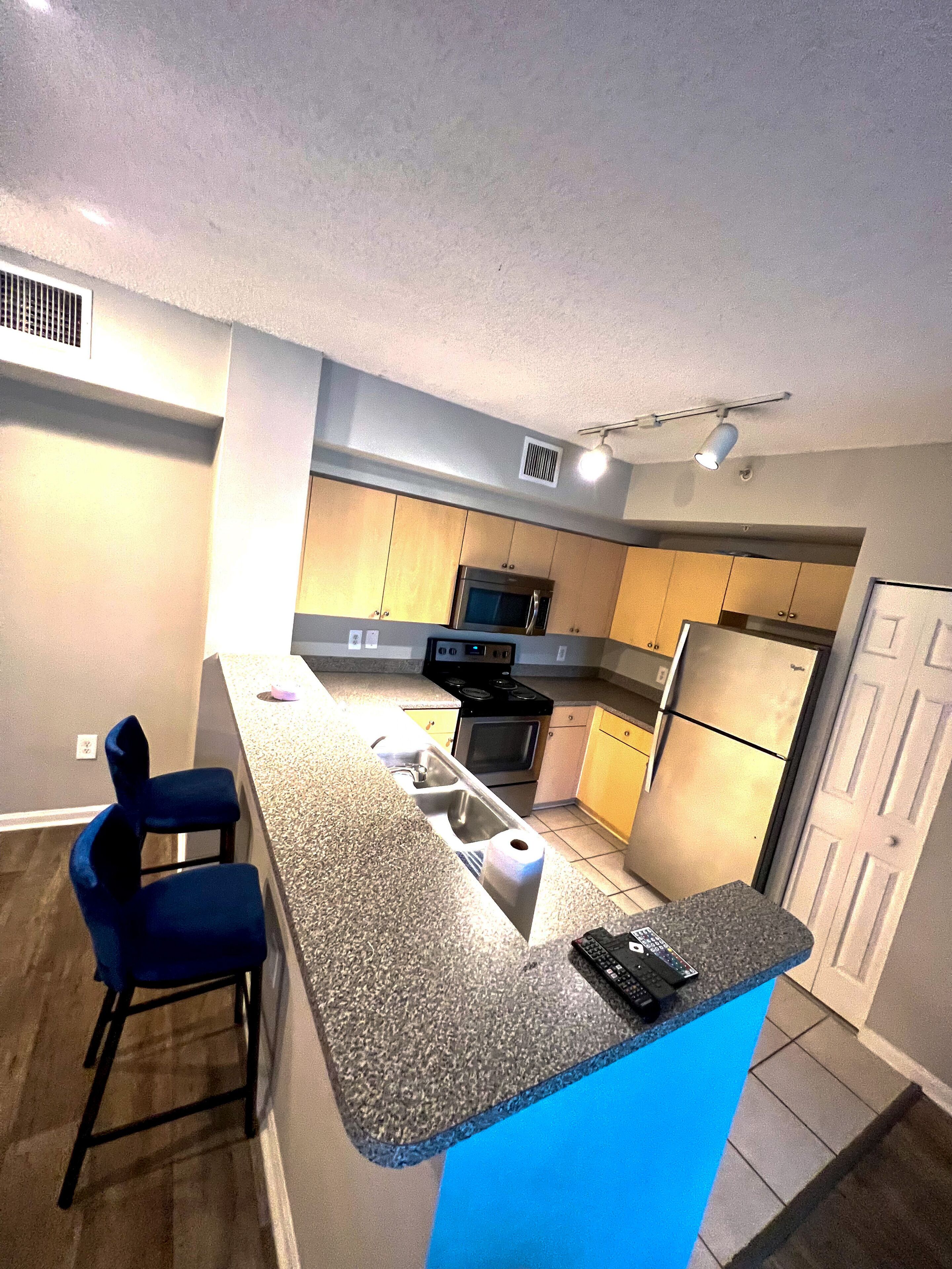 Cozy 2 Bedroom Near Hard Rock Stadium