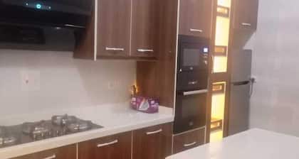 Stunning 3-Bed House in Sapele