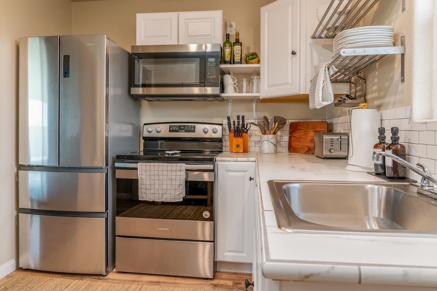 Casa Delfín ~ 29 Palms Oasis with Pool ~ mins to park