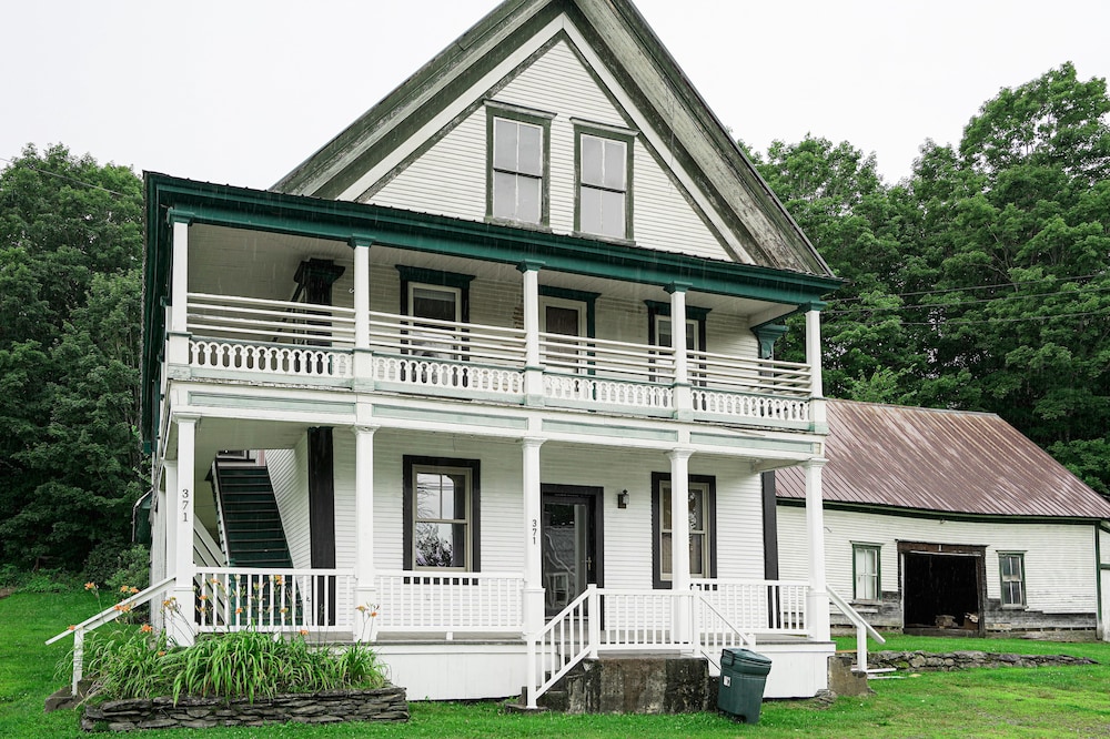 Dog-friendly, historic home with balcony - near lakes, hikes & ski slopes