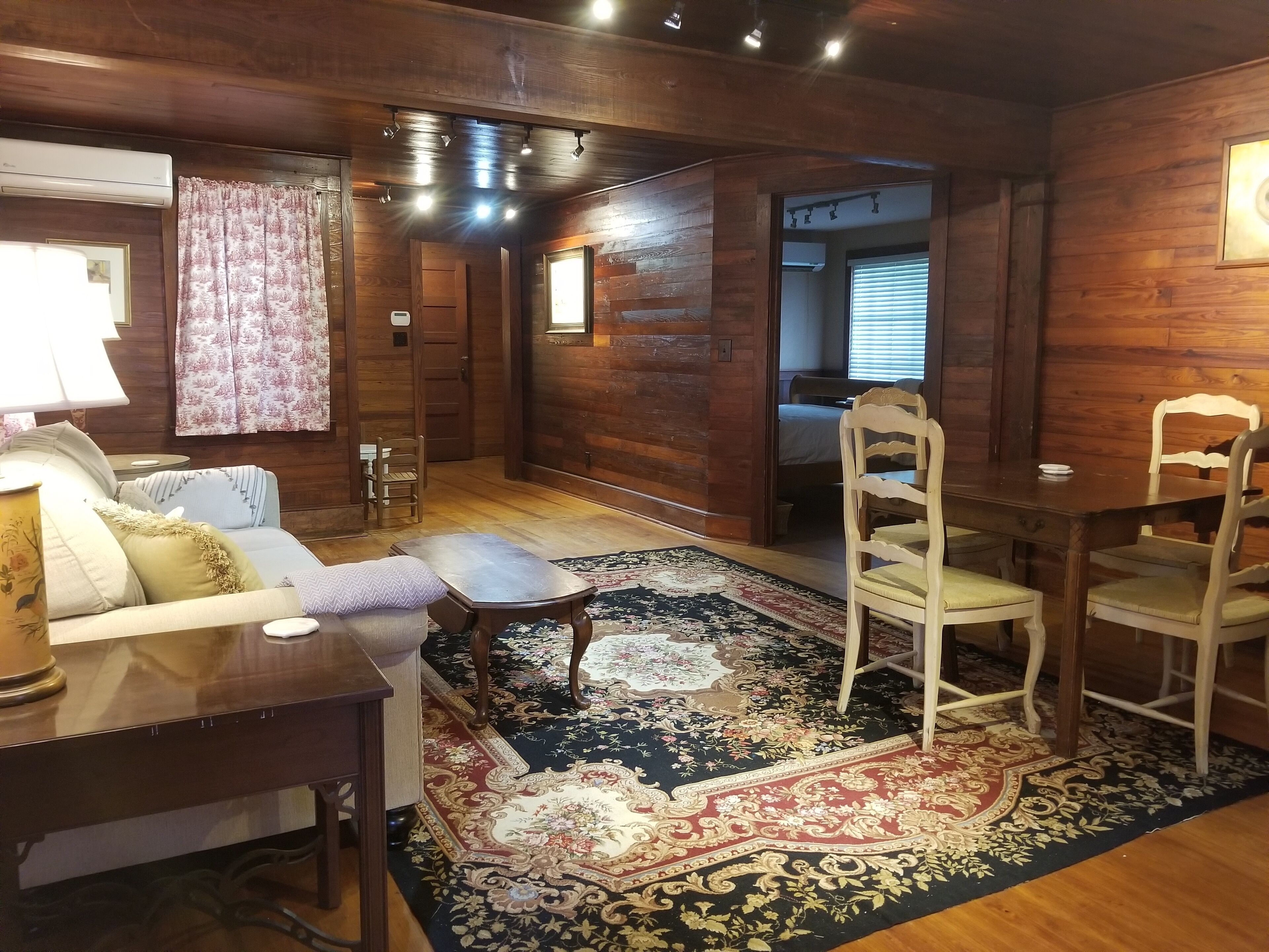 Historic family home near downtown & diving well.  Lovingly furnished, large lot