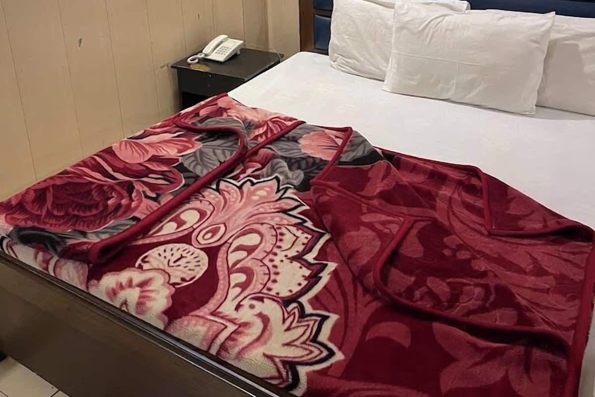 Deluxe Room | Laptop workspace, free WiFi