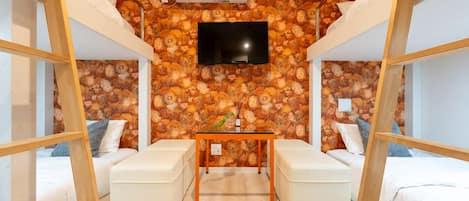 Decoración personalizada, muebles diferentes y wifi gratis