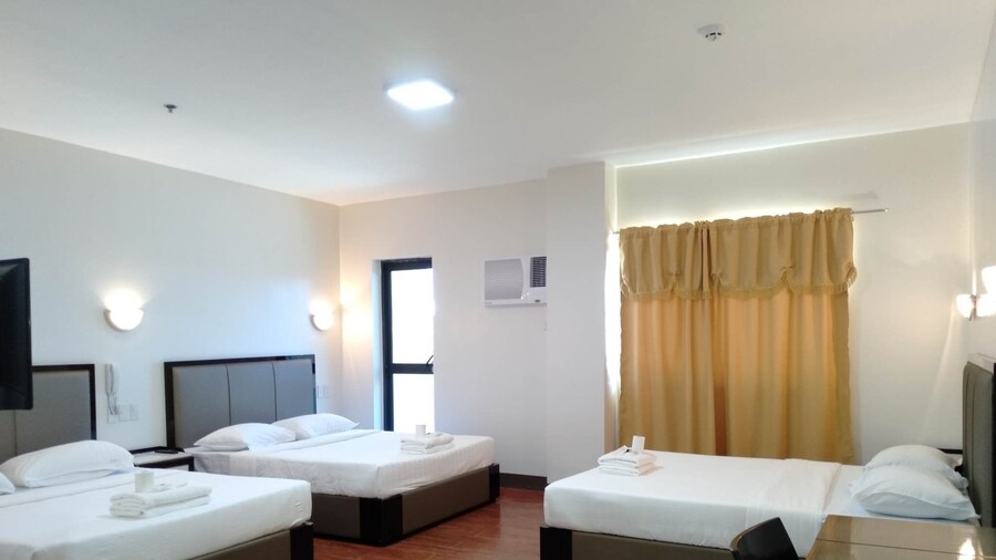 Meaco Royal Hotel- Aparri